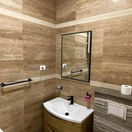 Luce Mit Pool Апартаменты *