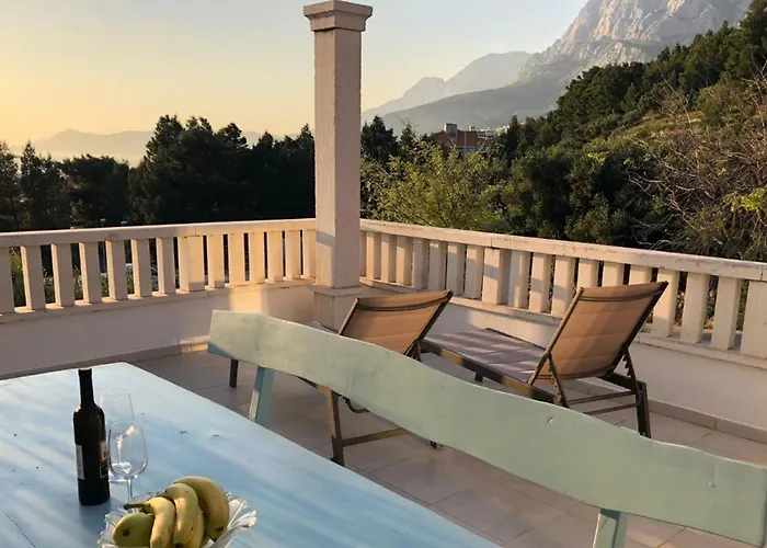 Luce Mit Pool Makarska