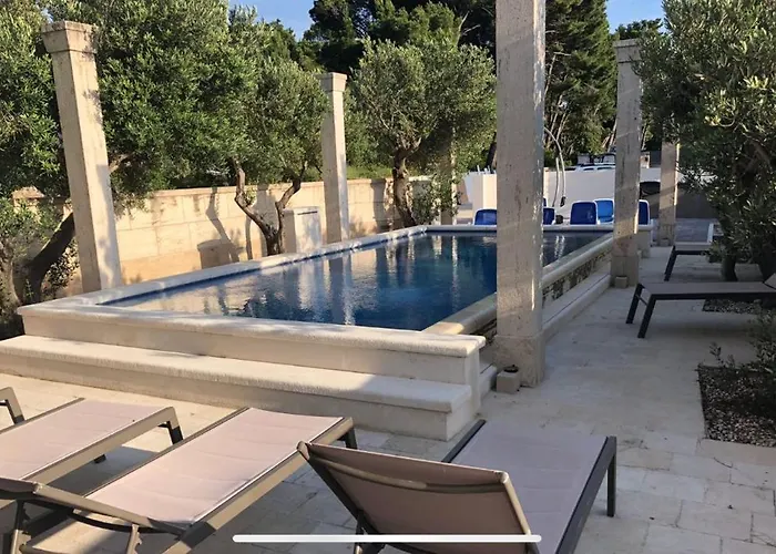 Luce Mit Pool Apartamento