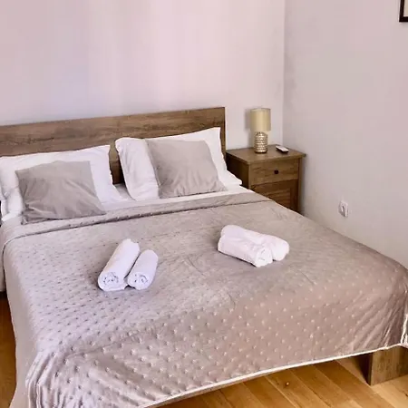 Luce Mit Pool Apartamento