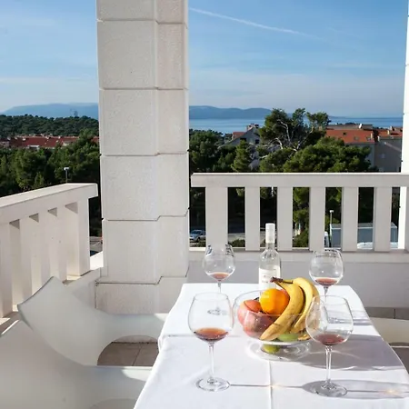 Luce Mit Pool Makarska