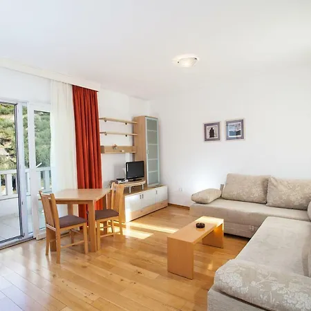 Apartamento Luce Mit Pool *